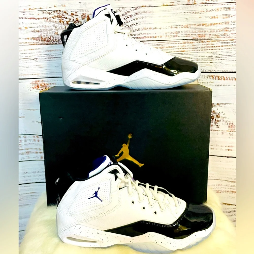 New Men’s Nike Jordan Royal White Black purple Basketball Sports shoes size 11